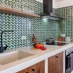 فيلة Casa Nin